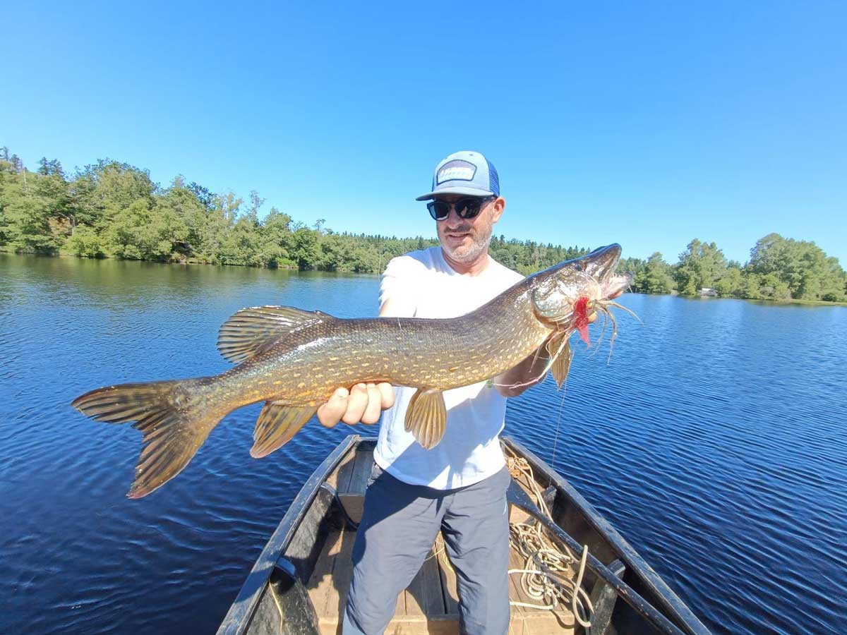 franck-coudiere-agpa-brochet-peche-auvergne